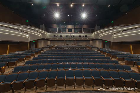 Great lakes center for the arts - Great Lakes Center for the Arts' Theater has a total capacity of 525 seats, including box seating, and features state-of-the-art acoustics and equipment, including a 45- foot cinema screen and Dolby theatrical surround sound. Explore the Seating chart 